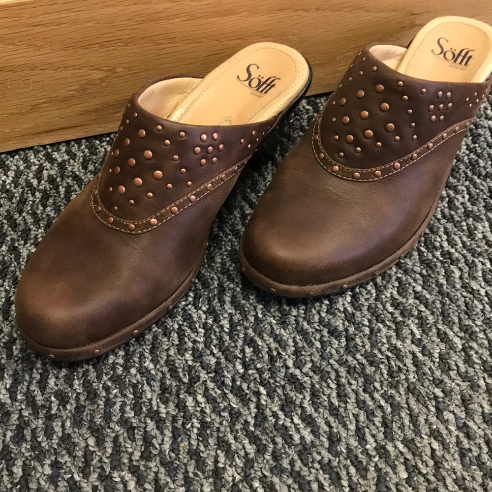 Sofft clogs size 7w